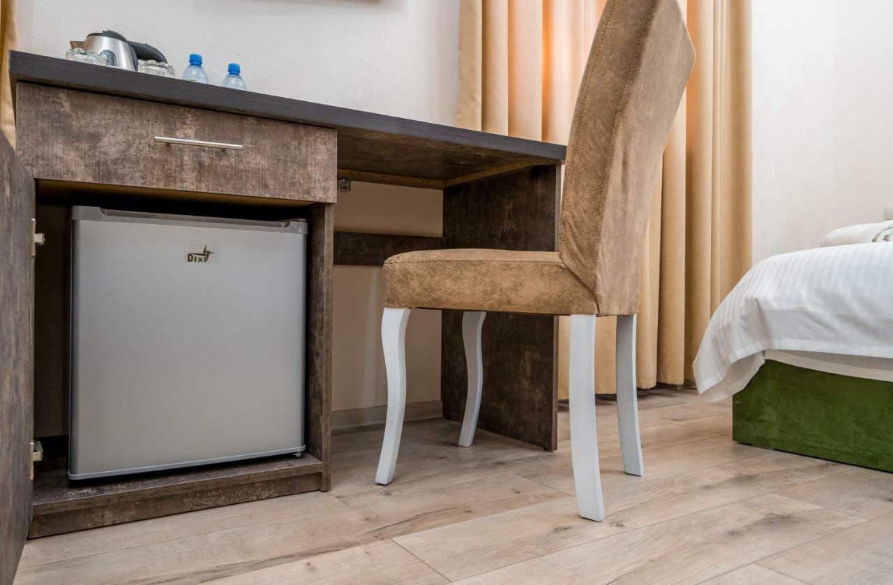 Golden Light Hotel Тбилиси Экстерьер фото